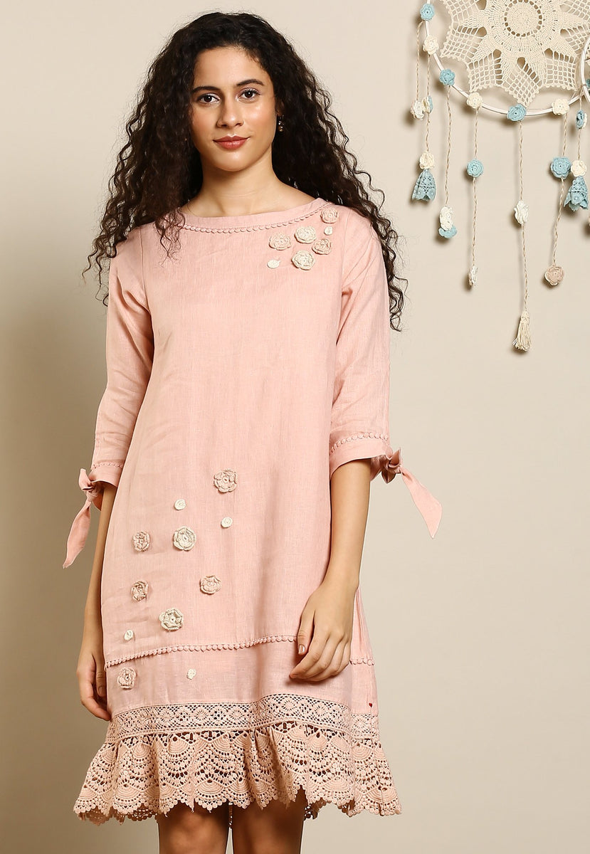 Mona hotsell dress shop