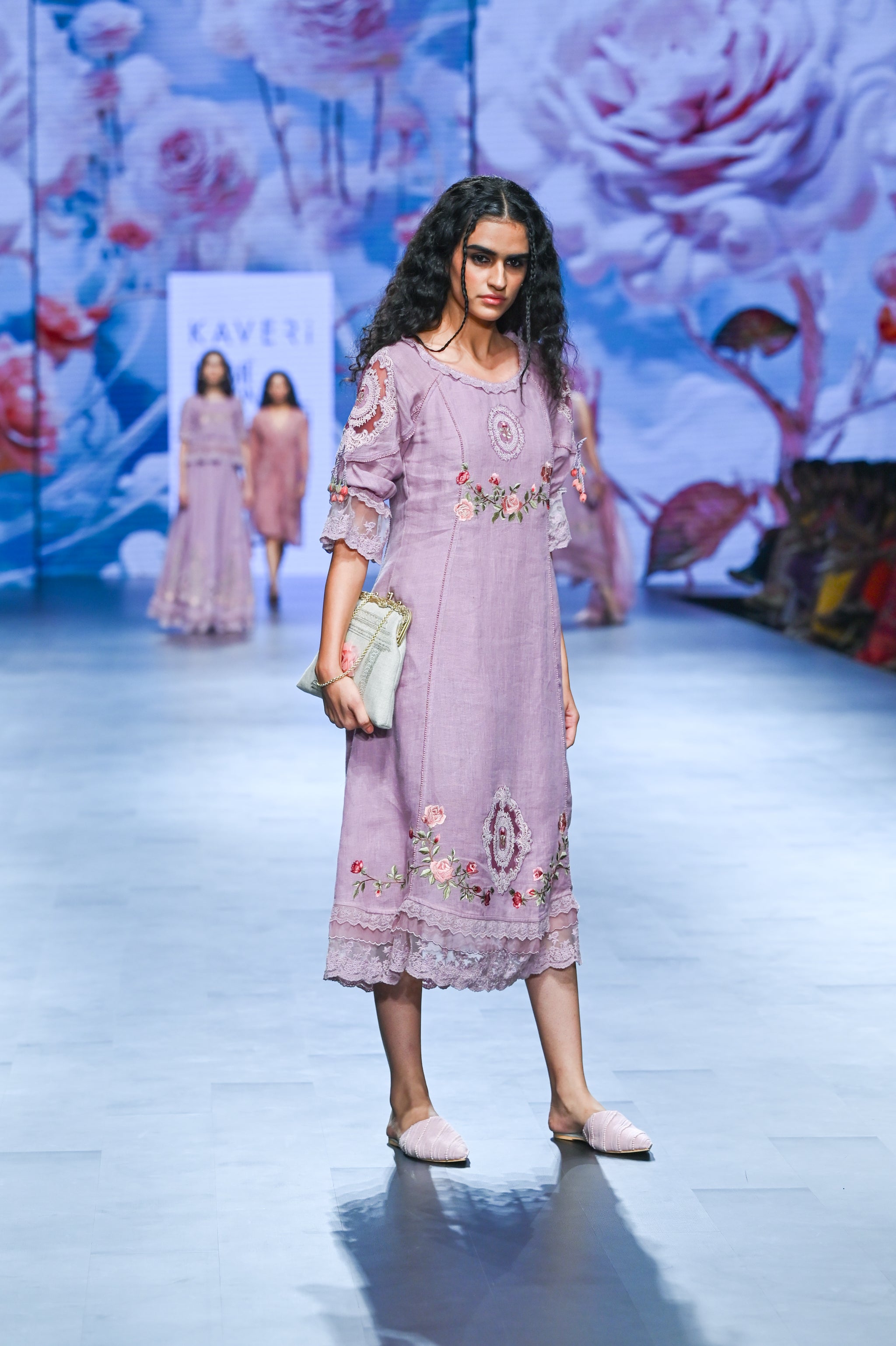 Rosette Bed of Roses Dress – KAVERi